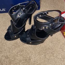 Womens Heel Size 8.5 $10
