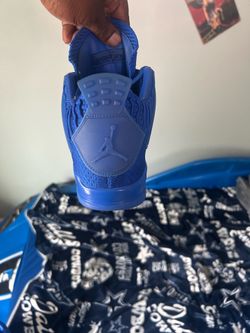 Air Jordan 4 Retro Flyknit 'Hyper Royal'
