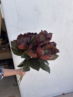 Large Deep Red Artificial Flowers (7stems)