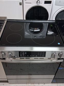 GE Induction Range slide-in