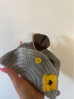 Glasses holder