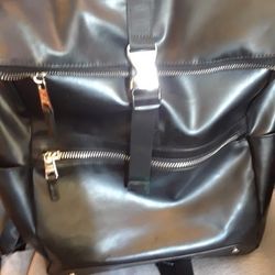 Steve Madden Zipp Up And Snap Up Black Back Pack 