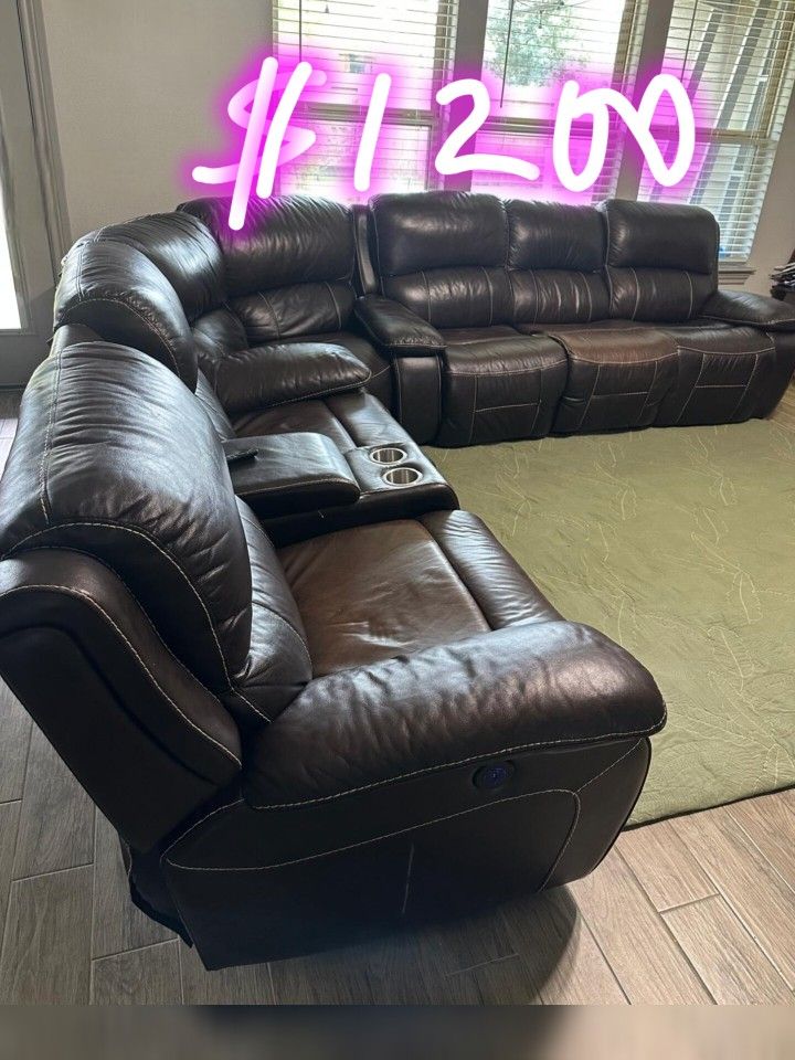 3 Piece Sofa With Recliners - Reduced 