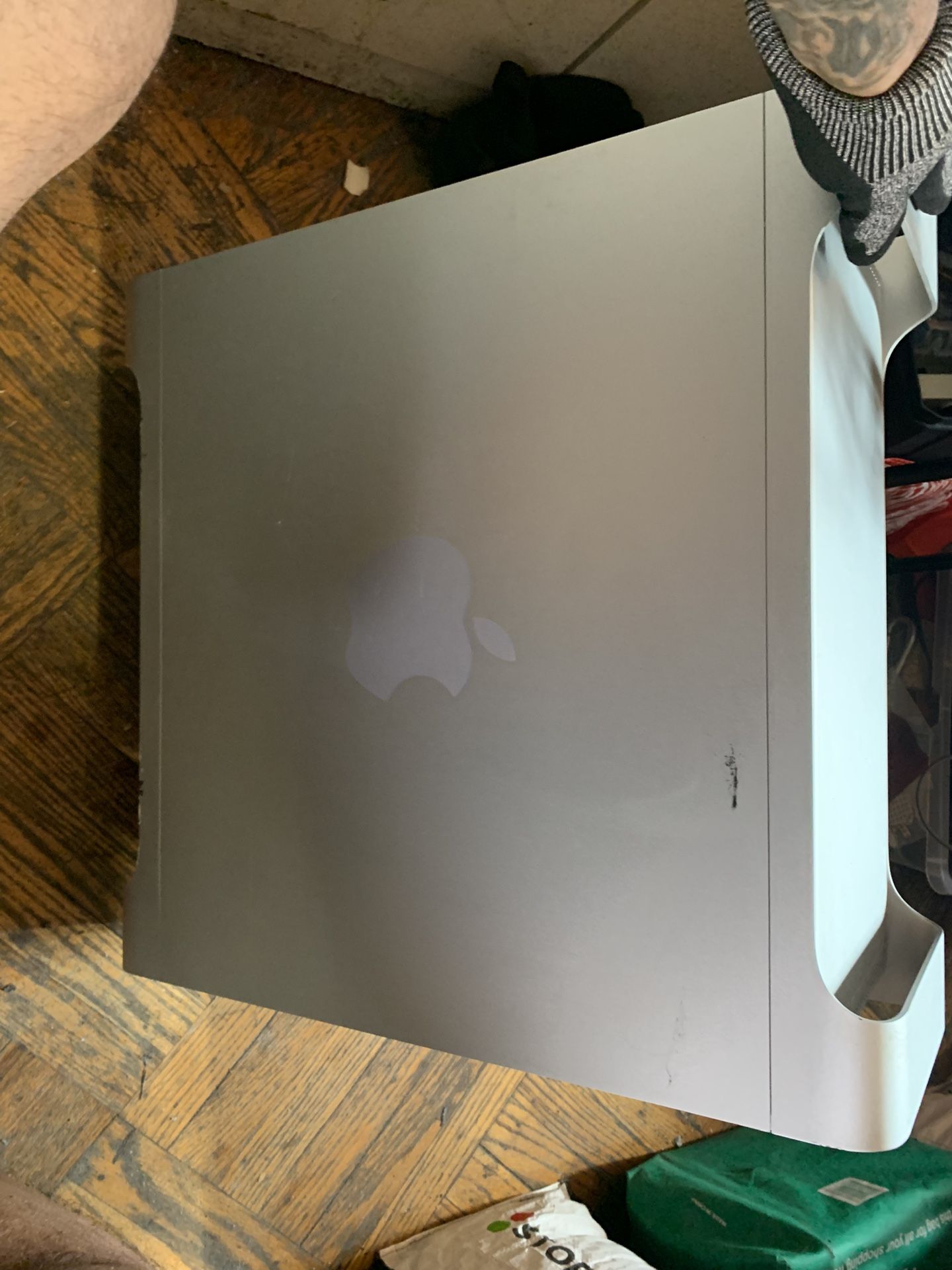 Mac Tower Pro