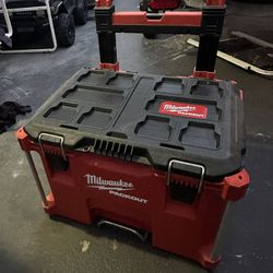 Milwaukee PACKOUT Rolling Drawer Toolbox