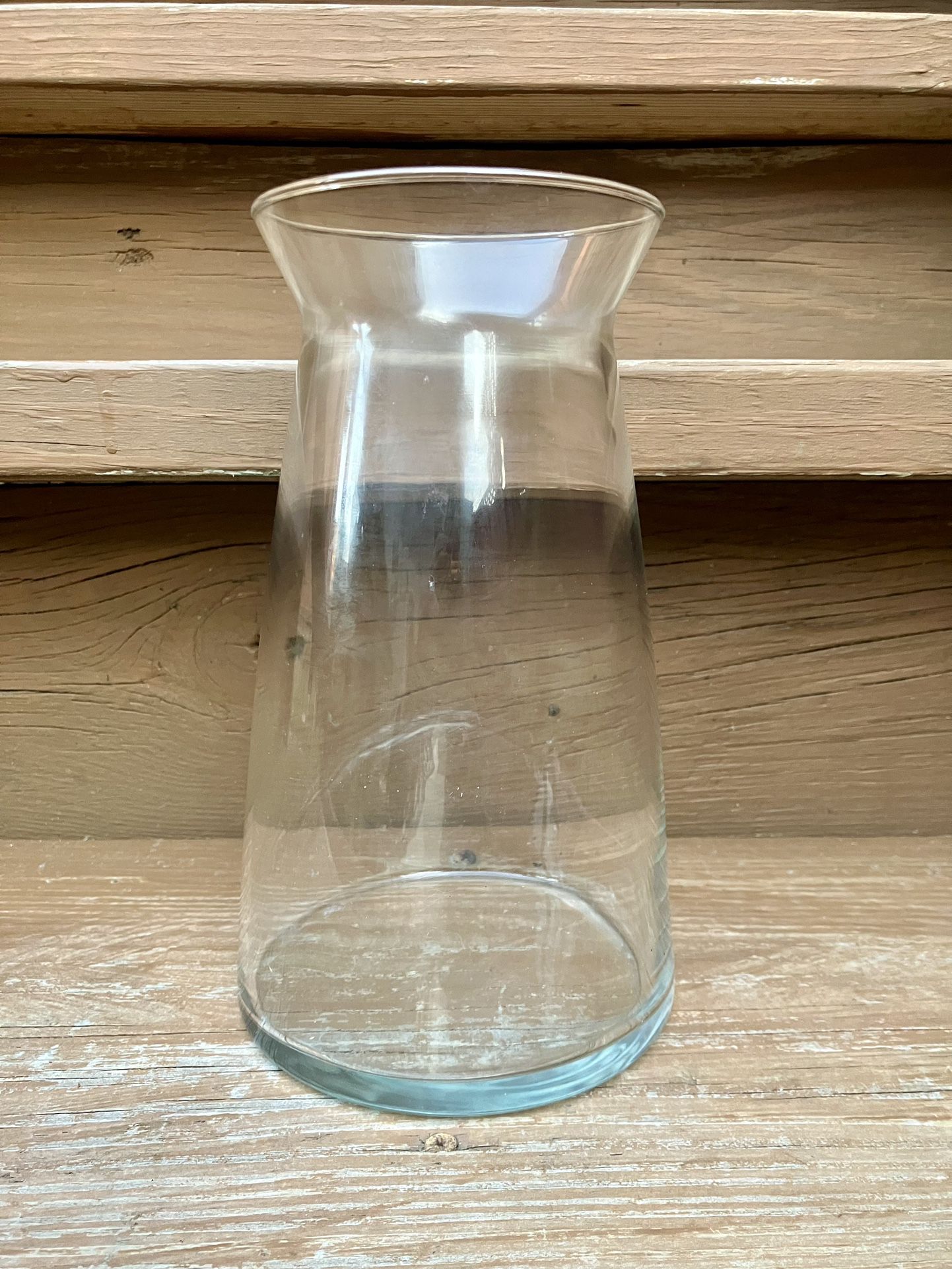 9” Clear Glass Flower Vase - Excellent Condition 