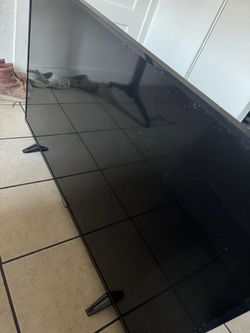 Flat tv screen