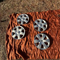 OEM Toyota Matrix - Toyota Corolla Hubcap Wheel Cover 15” Silver Factory Original 2009 2010 2011