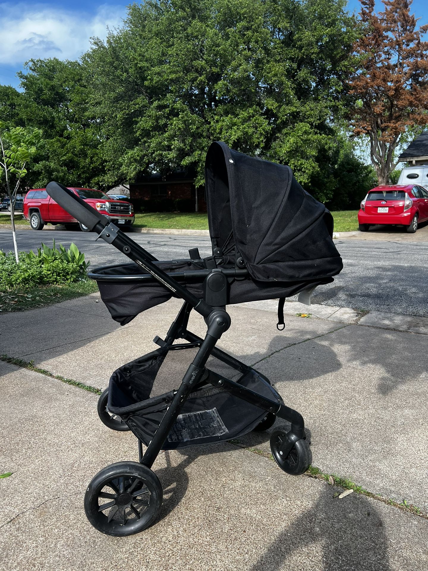 Evenflo Bassinet Stroller 