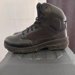 Tactical boots