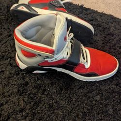 Adidas Js Instinct Sz. 11