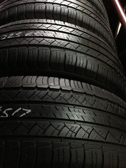17” 4 used tires 225/65R17 Michelin