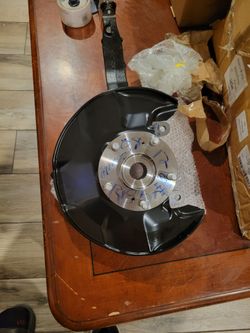 2008-----2012 Honda Accord 2009-----2014 Acura TSX right passenger side wheel hub knuckle