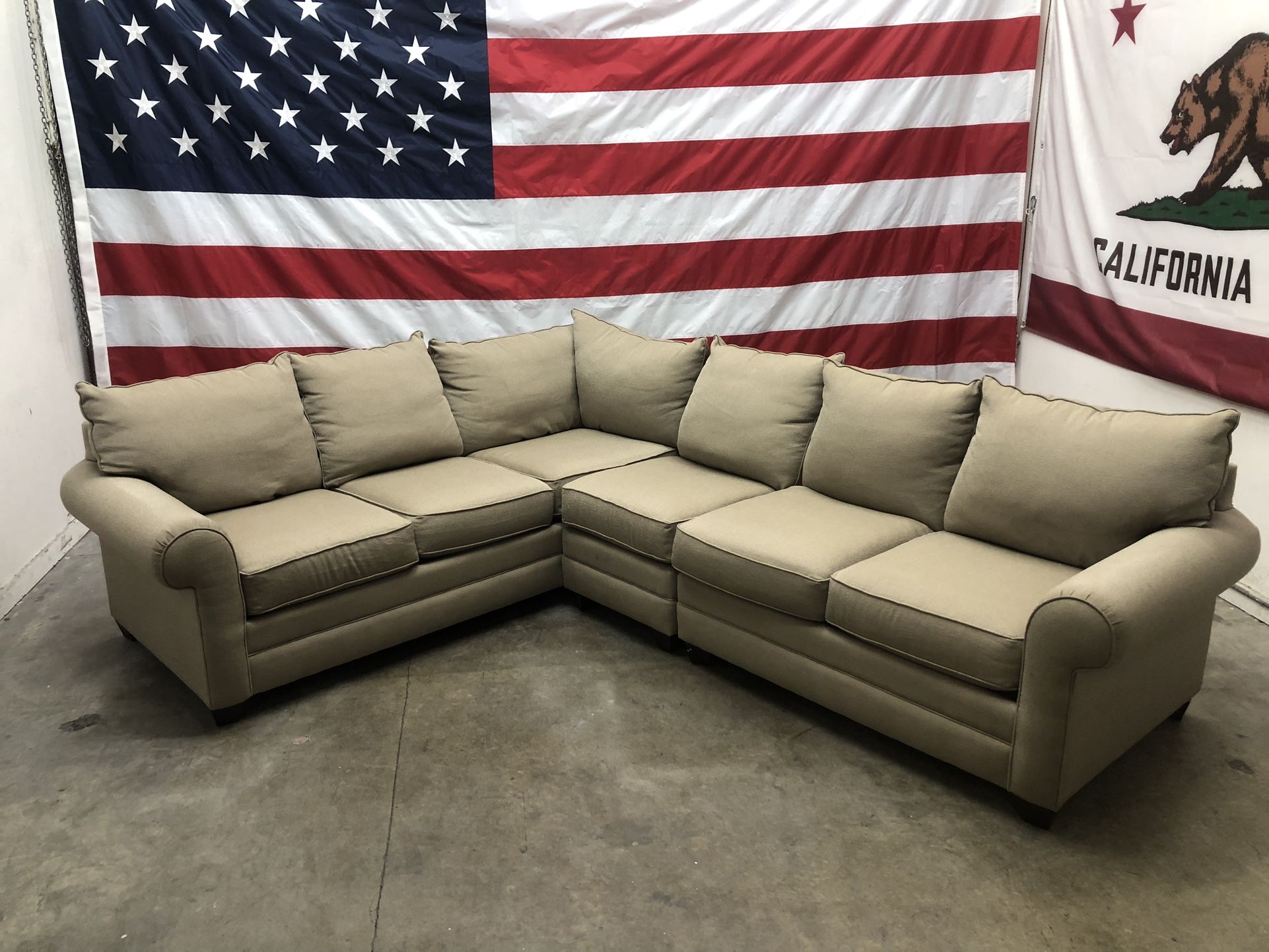 Free Delivery - Bassett 3 Piece Sectional Couch