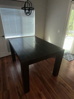 Dining room Table $250 OBO