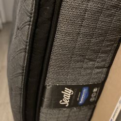 King Size Mattress For Sale Must Pick Up In donna 