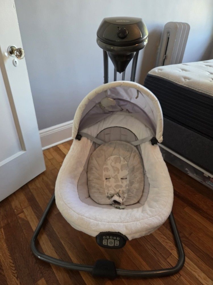 Graco Baby Swing
