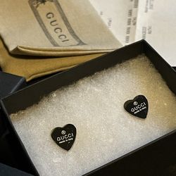 GUCCI GG EARRINGS  HEART SHAPE