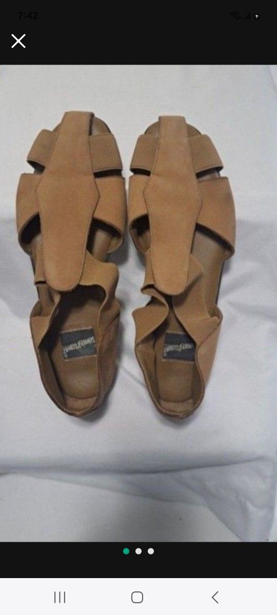 Leather Size 8 What’s What Flats -Beige