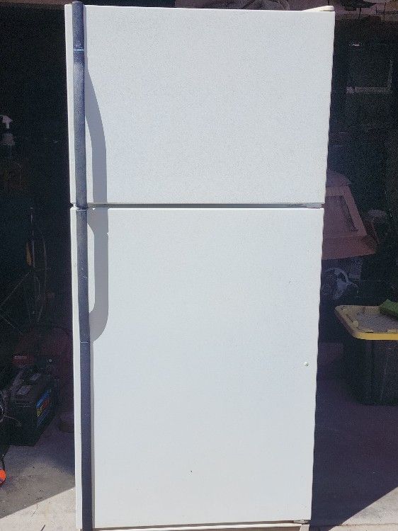 Refrigerator Freezer Ice Maker
