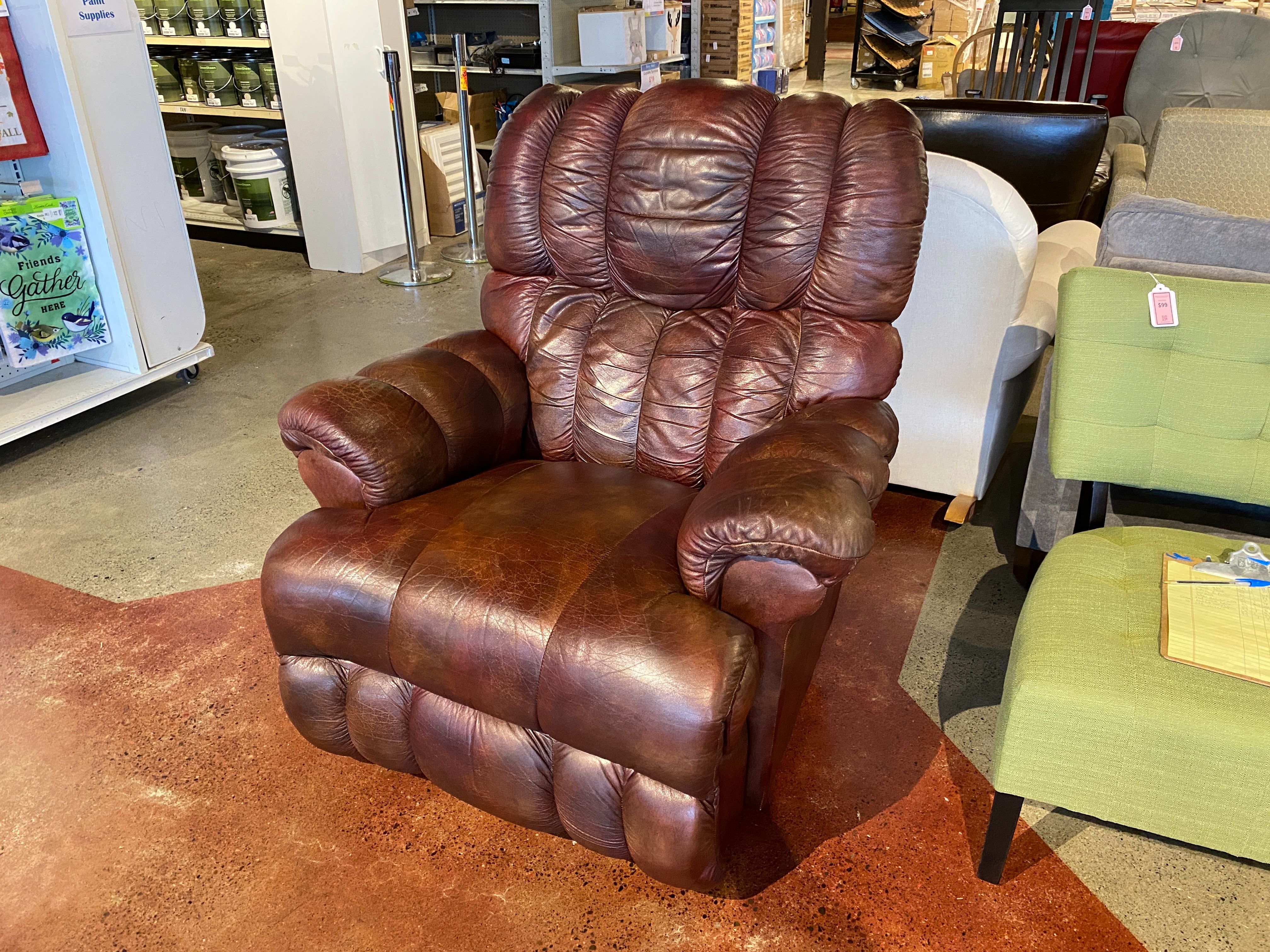 LA-Z-BOY Leather Recliner in Reddish Brown