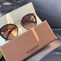 Burberry Sunglasses 
