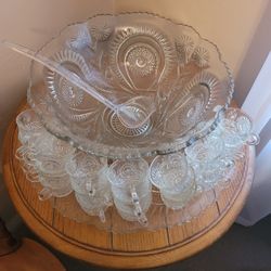 Vintage Glass Punch Bowl W/Tray