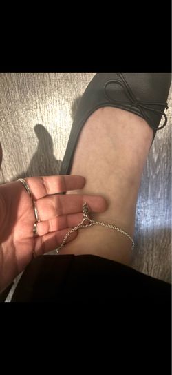 James Avery Anklet with Daisy charm