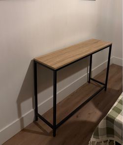 Entry/side Table