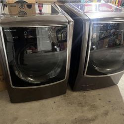 LG Signature Washer (Gas) and Dryer