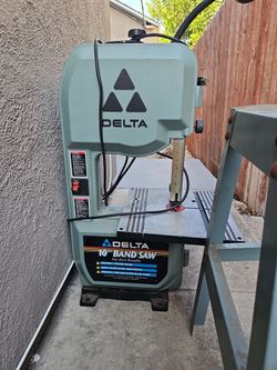 Delta 10" Band Saw