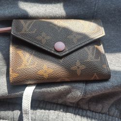 LV Wallet