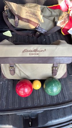 Docce ball and horseshoe game set