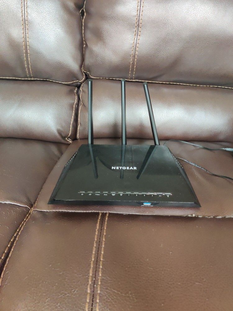 Router Netgear Ac 2100