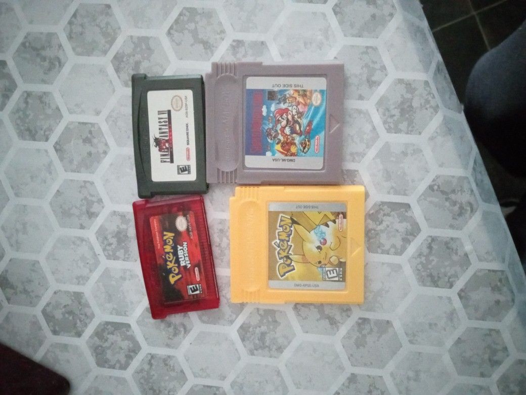 4 Gameboy Games