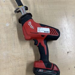 HACKSAW, TOOLS-POWER MILWAUKEE HACKSAW WIBATTERY AND CHARGE R 2562-20