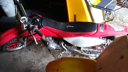 Crf 100f