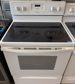 Whirlpool Smooth-Top Electric Glass-Cooktop Range