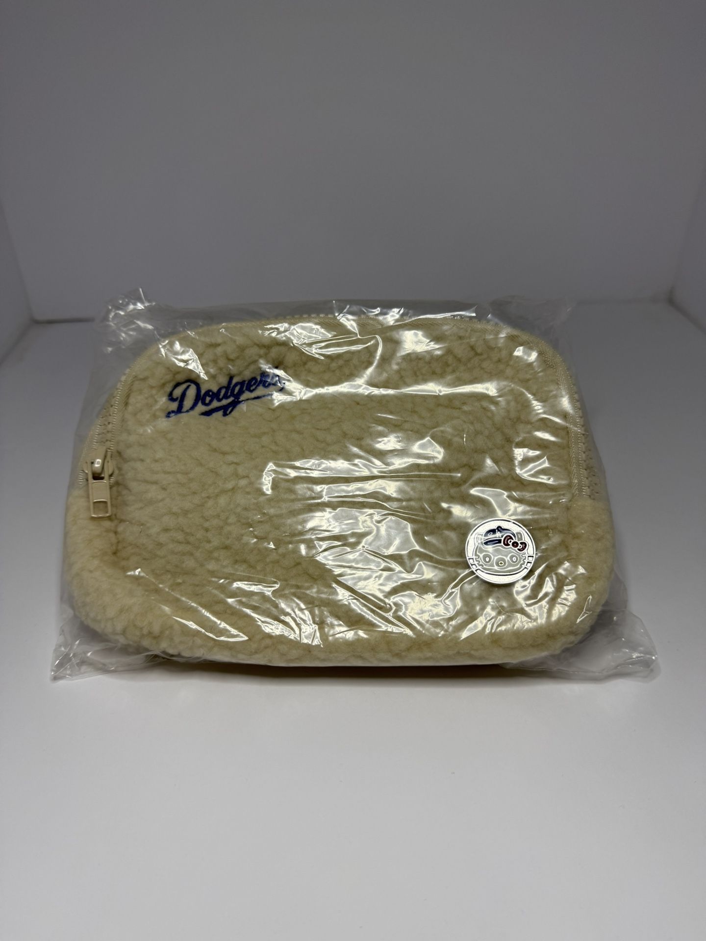 Hello Kitty Fanny Pack - New Bag - New Opened 2024 (Hello Kitty x Dodgers)