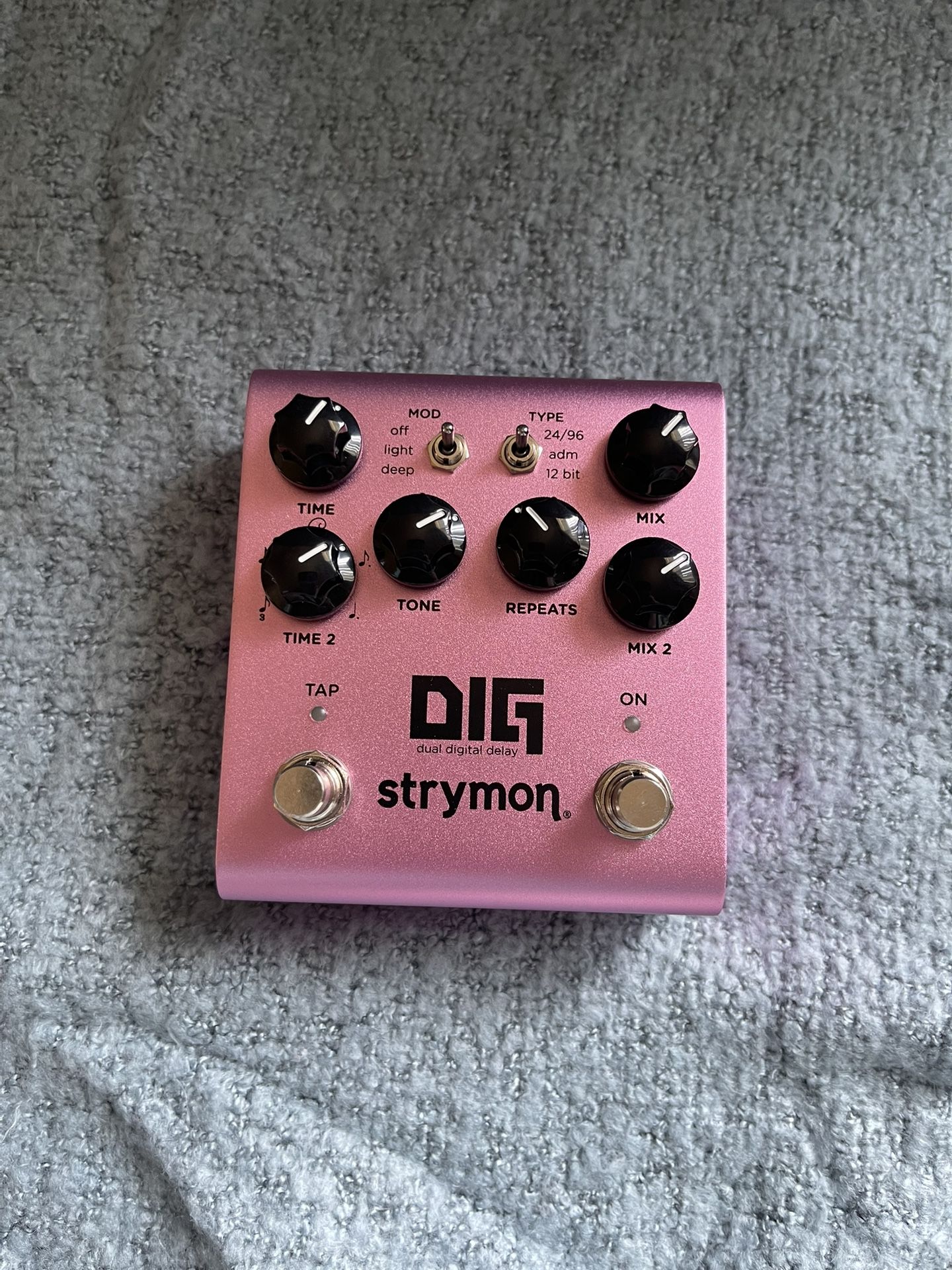 Strymon DIG Dual Digital Delay V2