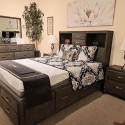 Solid Wood Queen Or Full Storage Bedroom Set