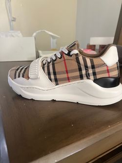Burberry shoes