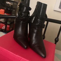 Shoe Dazzle Booties 