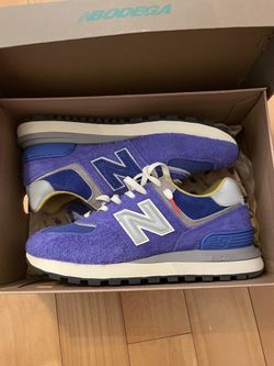 New Balance “bodega”