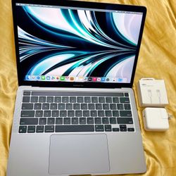 2020 Macbook Pro 13.3” High Specs ( 512GB SSD / 16GB RAM ) Touch Bar