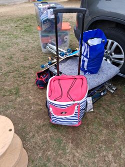 Rolling cooler/backpack