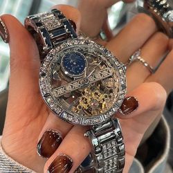 CILOA watch sun, moon and stars