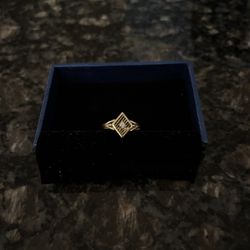 Diamond Shaped Ring 