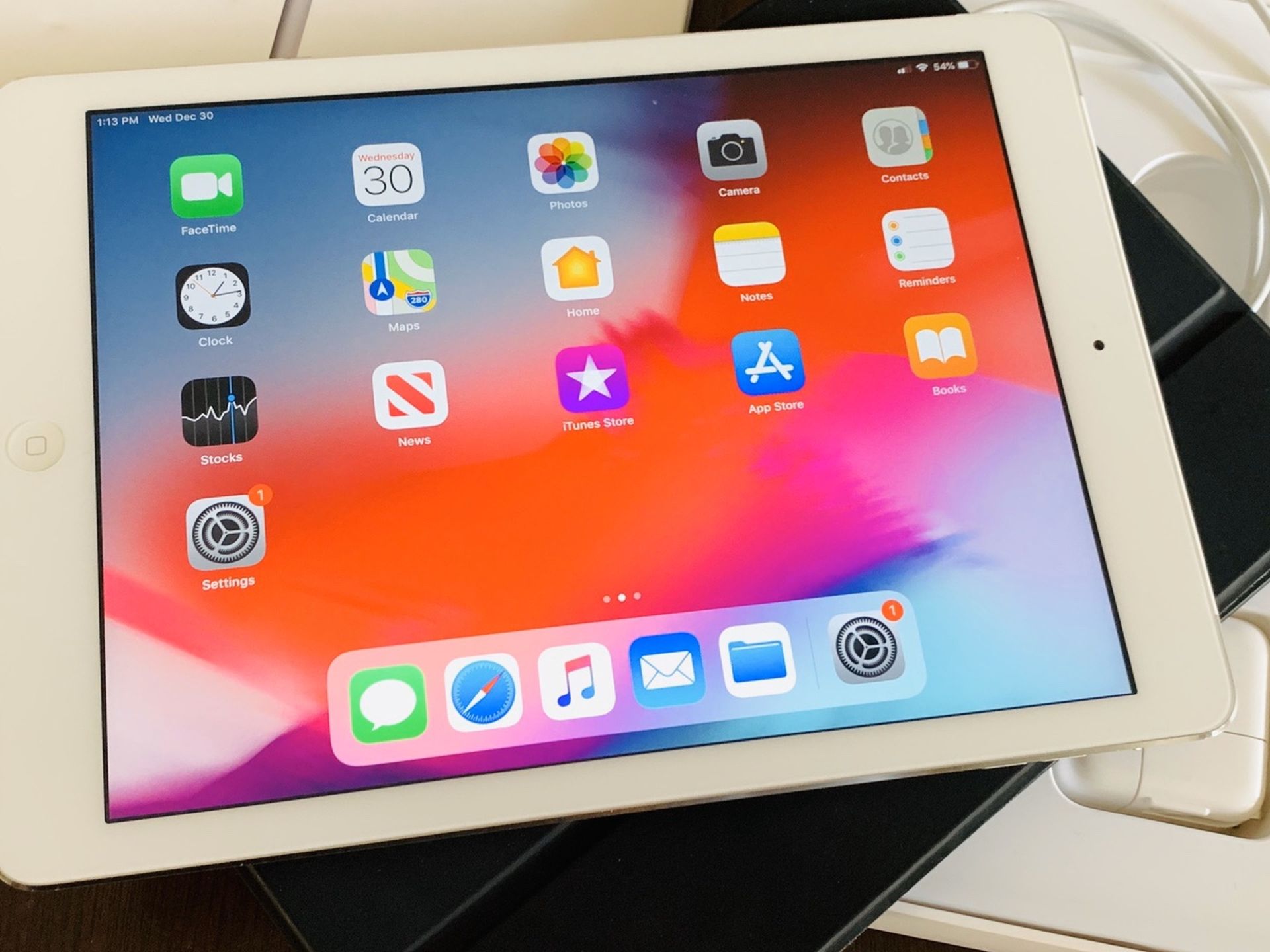 iPad Air Wifi Cellular + Smart Case