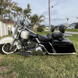 2005 Harley Davidson Road King Police Edition